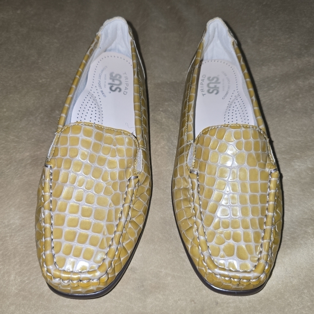SAS Tripad Comfort Footbed Leather Loafers Size 6 NWOT